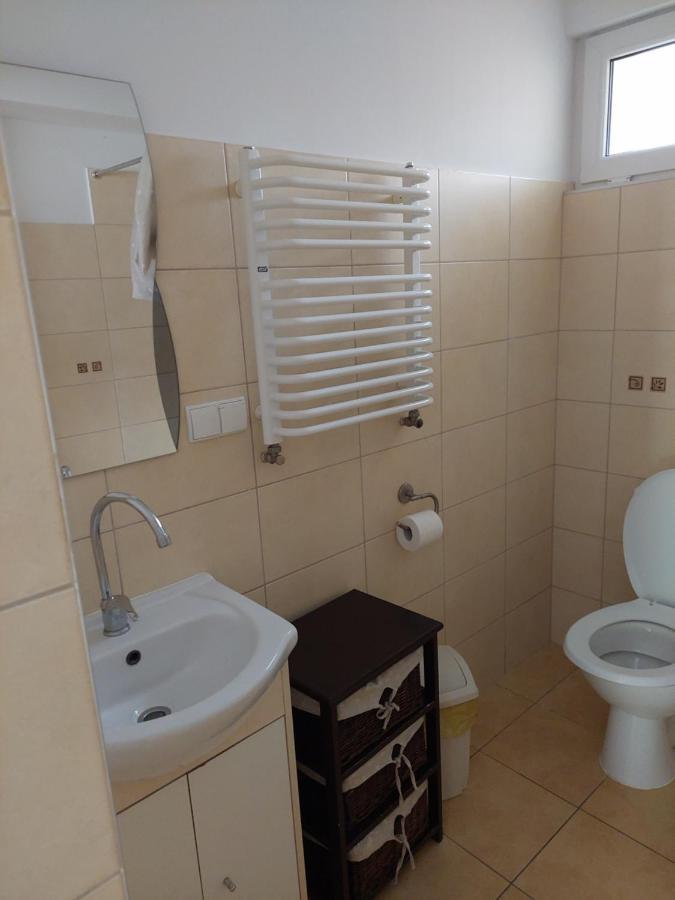 Pokoje I Domki Nadmorskie - Bajkowa Mierzeja Stegna  Exterior photo