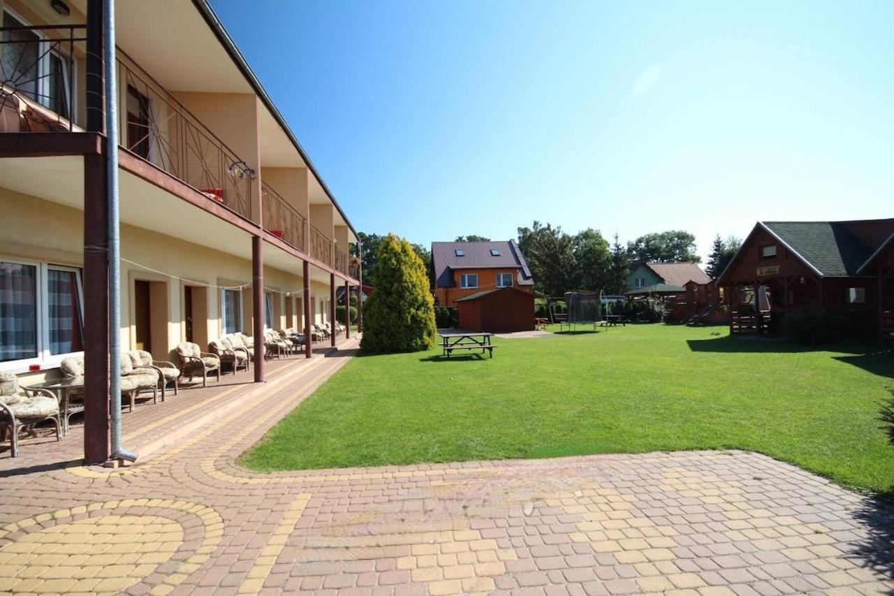 Pokoje I Domki Nadmorskie - Bajkowa Mierzeja Stegna  Exterior photo